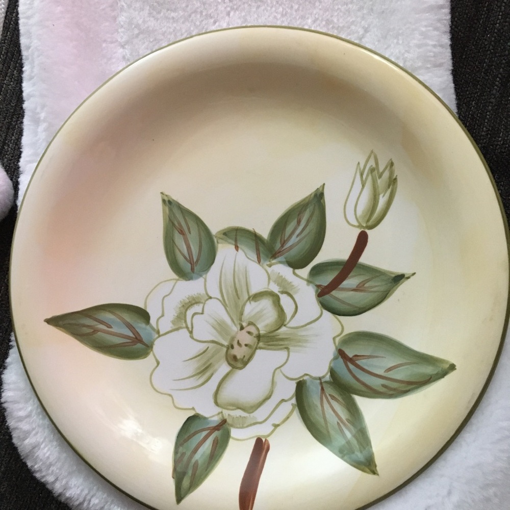 Floral Cream Plate set of 2